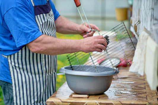 How to Clean Smoker Grates the Professional Way